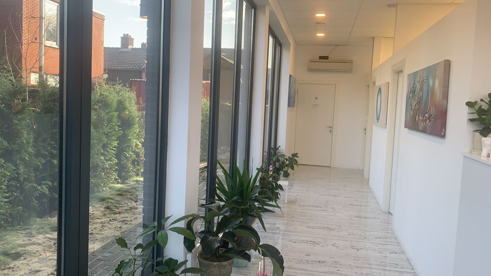 Dental Art Glanerbrug — interior and exterior photography