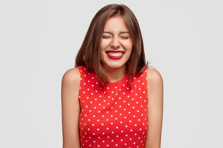 Hollywood Smile being carried out in a clinical setting